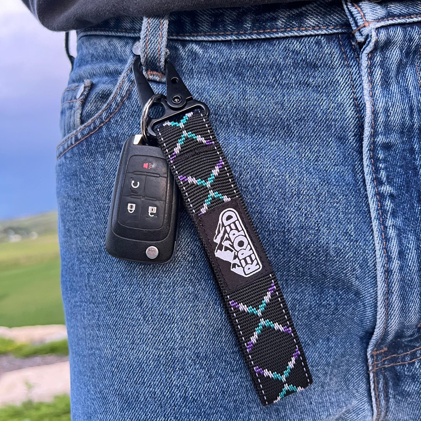 Trail Keychain │ Northern Lights